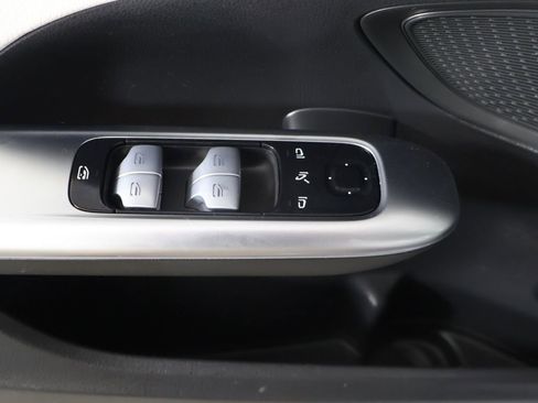 Used 2023 Mercedes-Benz C 300 4MATIC Sedan w/ AMG Line w/ Night Package image 36