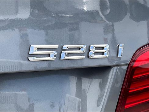 Used 2014 BMW 528i Sedan image 8
