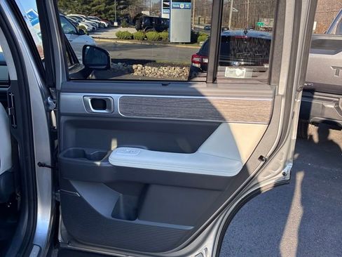 Used 2024 Hyundai Santa Fe Calligraphy image 53