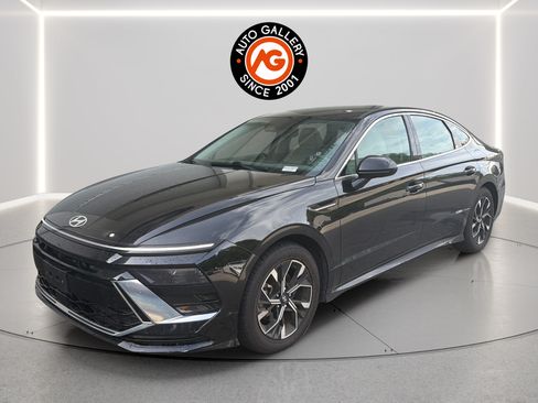 Used 2024 Hyundai Sonata SEL FWD image 7