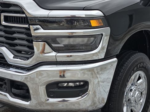 New 2026 RAM 2500 Tradesman AWD/4WD image 6