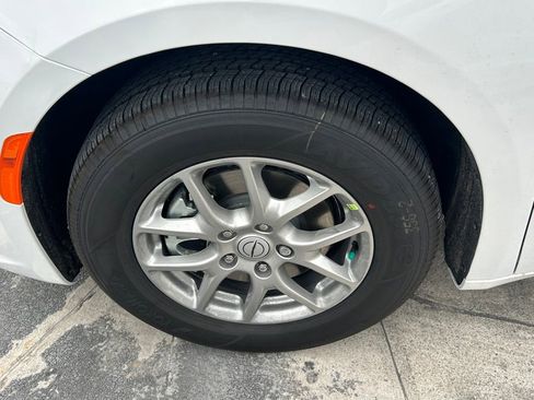 New 2026 Chrysler Pacifica Select image 15