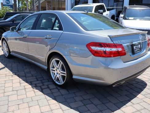 Used 2010 Mercedes-Benz E 550 Sedan image 3
