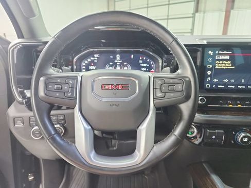 Used 2024 GMC Sierra 1500 Elevation w/ Elevation Premium Package AWD/4WD image 22