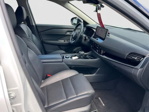 Certified 2024 Nissan Rogue SL AWD/4WD image 15