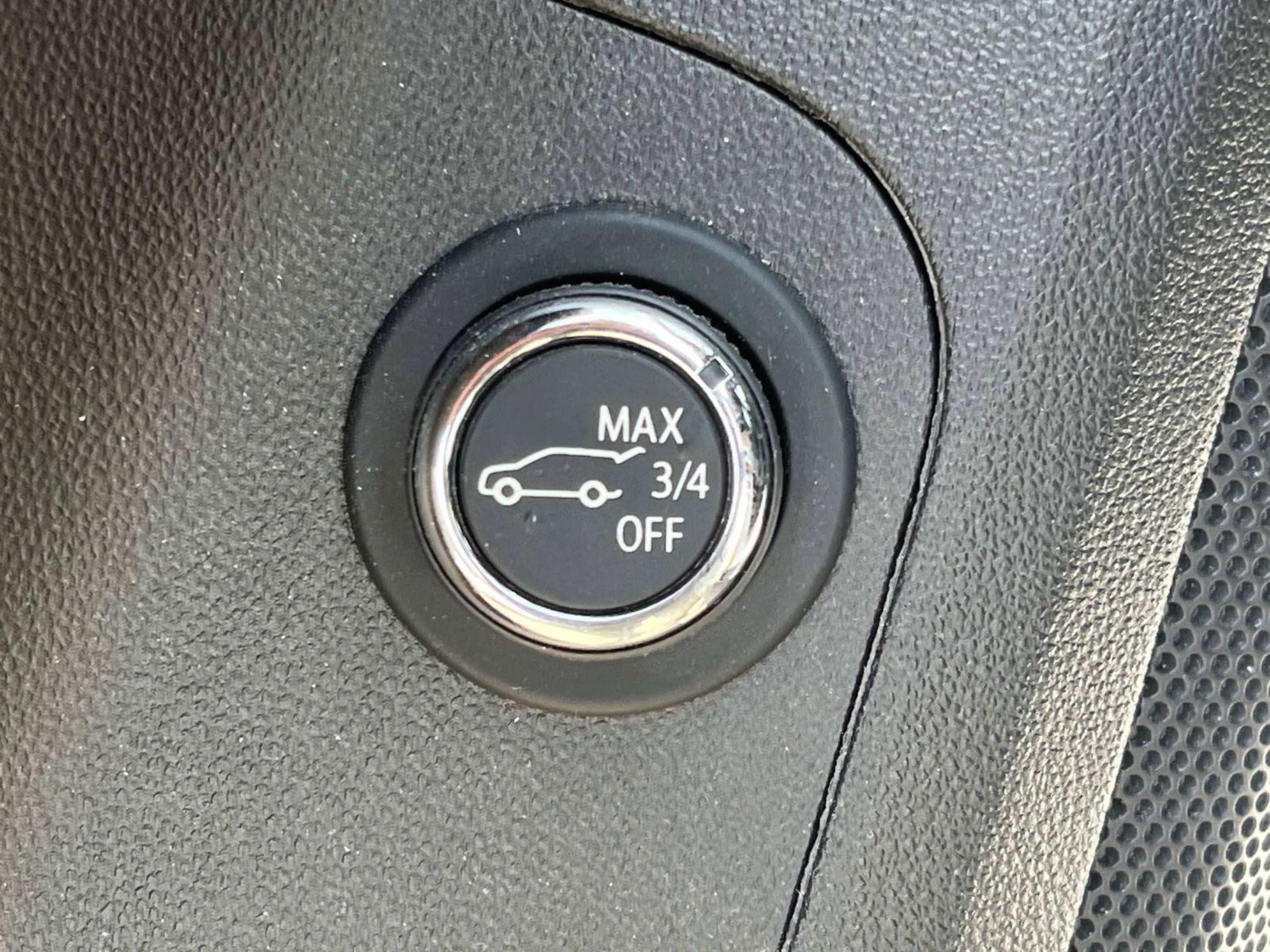 Used 2019 GMC Acadia SLT FWD image 29