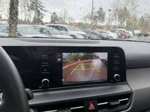 Used 2024 Kia Seltos LX image 14