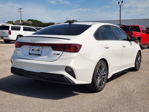Used 2024 Kia Forte GT-Line w/ GT-Line Premium Package FWD image 4