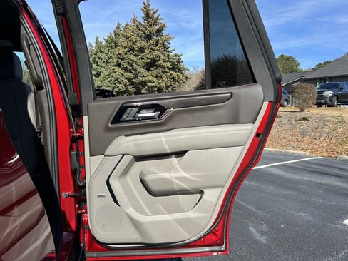 New 2026 GMC Yukon Elevation w/ LPO, Floor Liner Package image 57