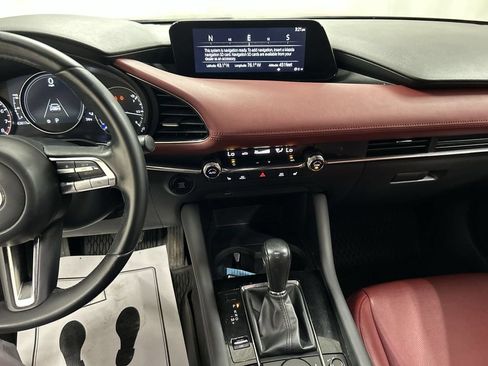 Used 2020 MAZDA MAZDA3 AWD Hatchback w/ Premium Pkg image 18