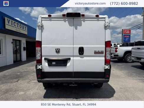 Used 2022 RAM ProMaster 2500 FWD image 4