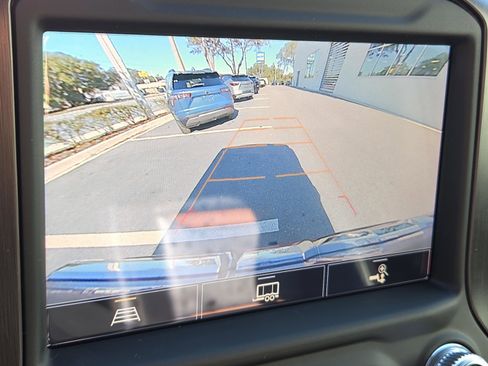 Used 2021 GMC Sierra 1500 AT4 image 19