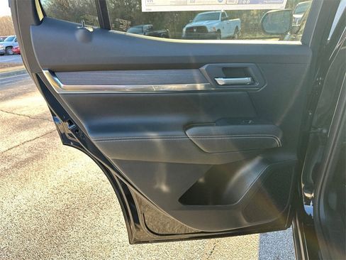 New 2026 GMC Terrain Denali w/ LPO, Floor Liner Package image 22