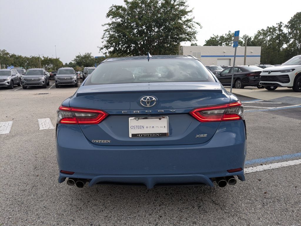Used 2024 Toyota Camry XSE FWD image 5
