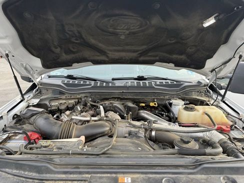 Used 2017 Ford F450 XL w/ Power Equipment Group image 13