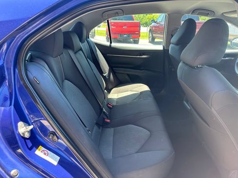 Used 2018 Toyota Camry LE FWD image 28