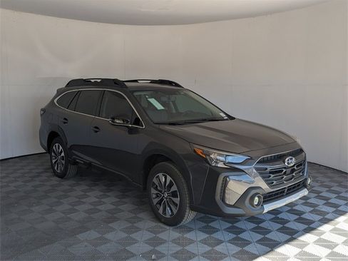 New 2025 Subaru Outback Limited image 2