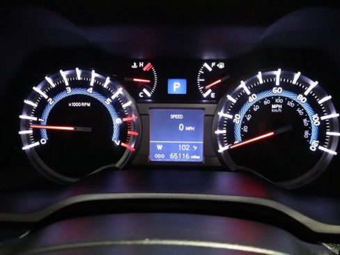 Used 2019 Toyota 4Runner Limited AWD/4WD image 36