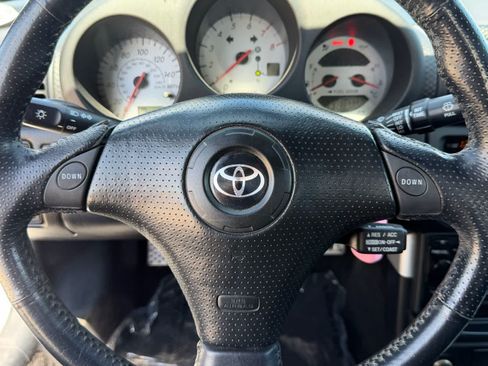 Used 2004 Toyota MR2 RWD image 34