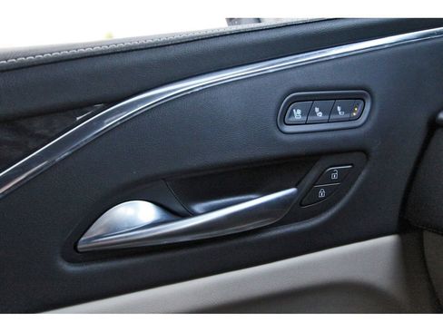 Used 2024 Cadillac Escalade Premium Luxury image 23