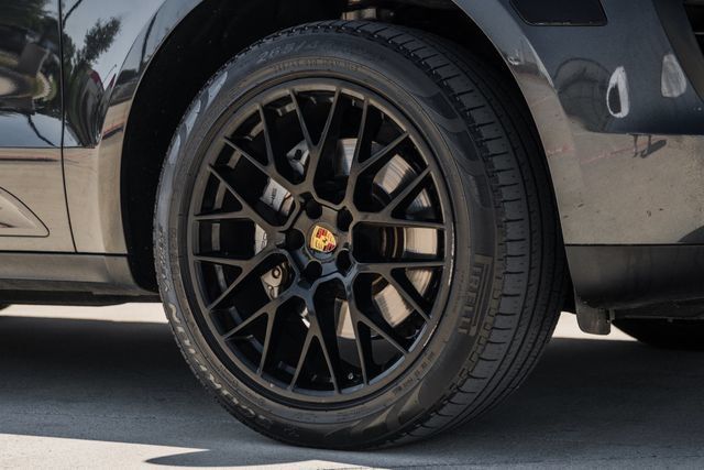 Used 2018 Porsche Macan S AWD/4WD image 42