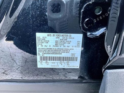 Used 2025 Ford Explorer ST-Line w/ ST-Line Street Pack image 33