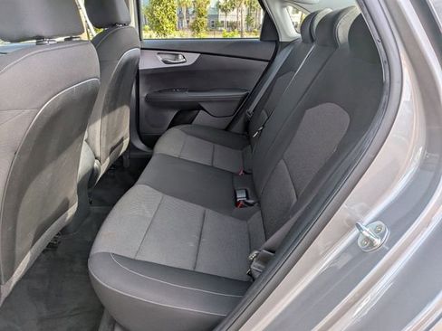 Used 2022 Kia Forte LXS image 14