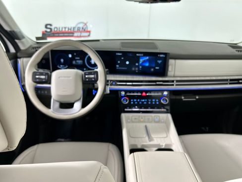 Certified 2025 Hyundai Santa Fe Calligraphy image 27