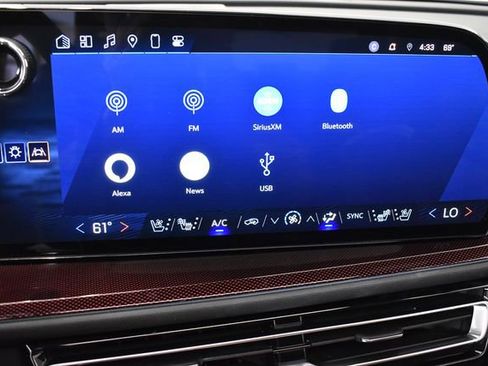 Used 2024 Chevrolet Traverse RS w/ LPO, Floor Liner Package image 33