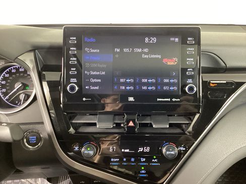 Used 2023 Toyota Camry XLE FWD image 30