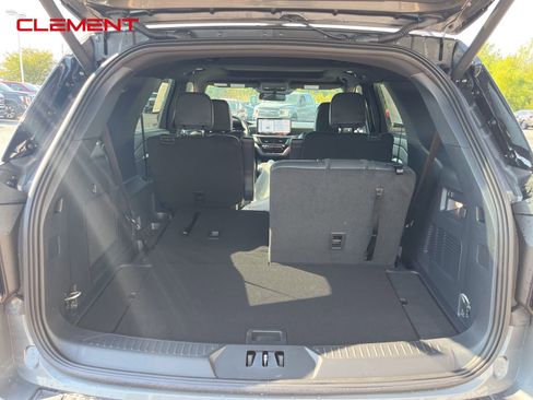 New 2025 Ford Explorer ST-Line w/ Premium Package image 28