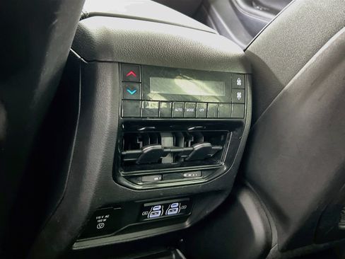 Used 2023 Jeep Grand Cherokee L Laredo AWD/4WD image 25