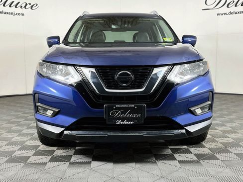 Used 2019 Nissan Rogue SL AWD/4WD image 2