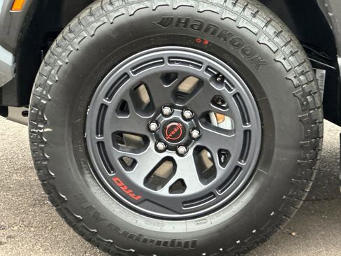 New 2026 Nissan Frontier PRO-4X w/ Pro-4x Convenience Package image 23