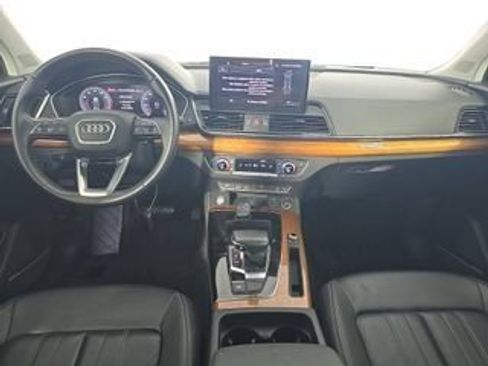 Used 2023 Audi Q5 2.0T Premium Plus w/ Premium Plus Package AWD/4WD image 3