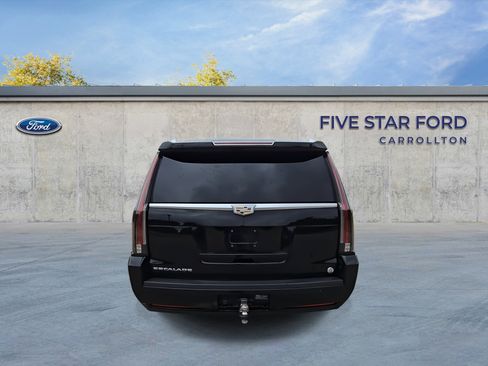 Used 2019 Cadillac Escalade ESV 2WD image 7