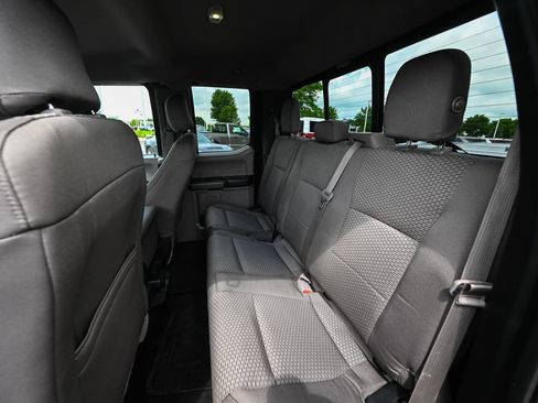 Used 2015 Ford F150 XLT w/ Equipment Group 302A Luxury AWD/4WD image 22