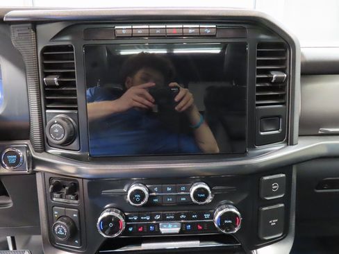 Used 2024 Ford F150 Platinum w/ FX4 Off-Road Package image 13