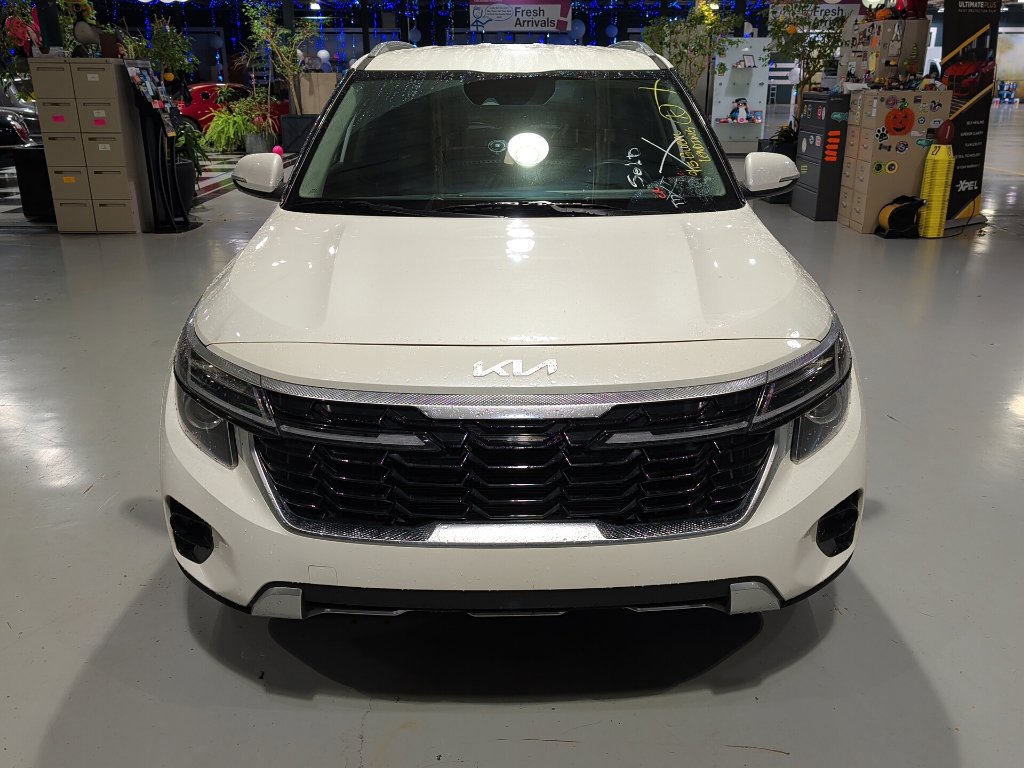 Used 2025 Kia Seltos S FWD image 3