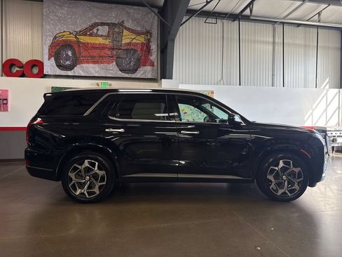 Used 2022 Hyundai Palisade Calligraphy w/ Cargo Package AWD/4WD image 3