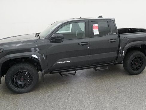 New 2026 Toyota Tacoma SR5 AWD/4WD image 5