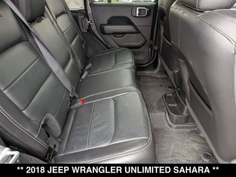 Used 2018 Jeep Wrangler Unlimited Sahara AWD/4WD image 26
