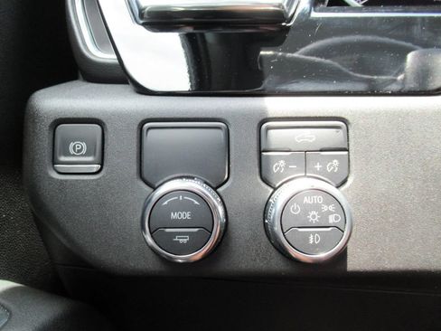 Used 2024 GMC Sierra 1500 Elevation RWD image 22