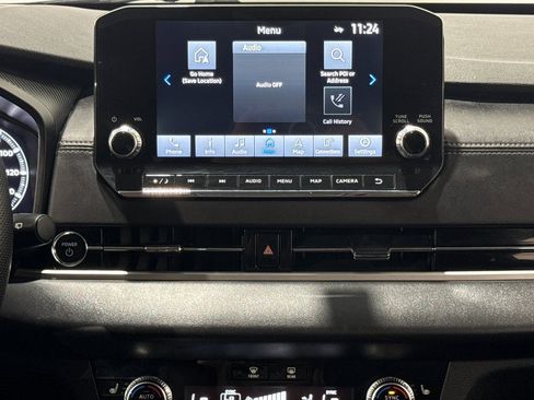 Used 2023 Mitsubishi Outlander SEL image 13