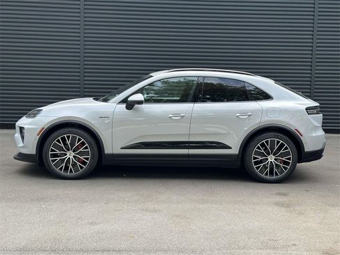 New 2025 Porsche Macan 4S Electric image 2
