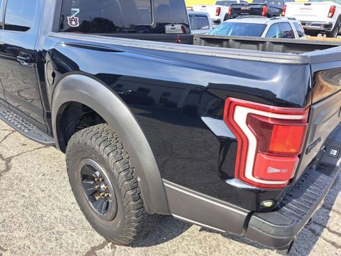 Used 2018 Ford F150 Raptor w/ Equipment Group 802A Luxury AWD/4WD image 21