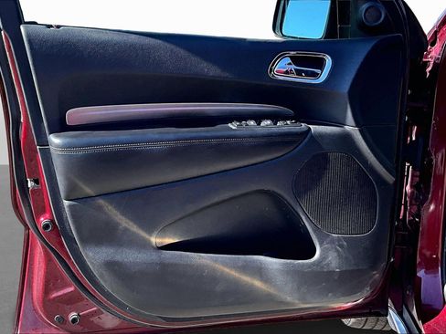 Used 2018 Dodge Durango SXT w/ 3rd Row Seating Group image 15