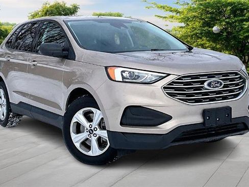 Certified 2021 Ford Edge SE image 1