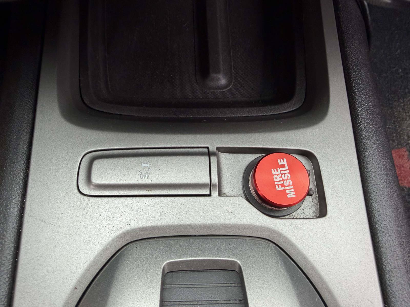 Used 2014 Chevrolet Camaro LS RWD image 19