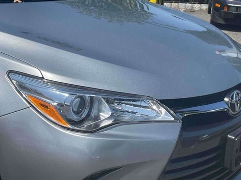 Used 2017 Toyota Camry LE FWD image 12